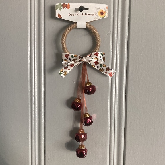 NWT Beautiful Fall Harvest Door Knob Hanger w/ Dark Purplish Brown Bells & Bow - Picture 8 of 8